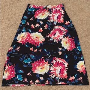 East 5th Petite Maxi Skirt